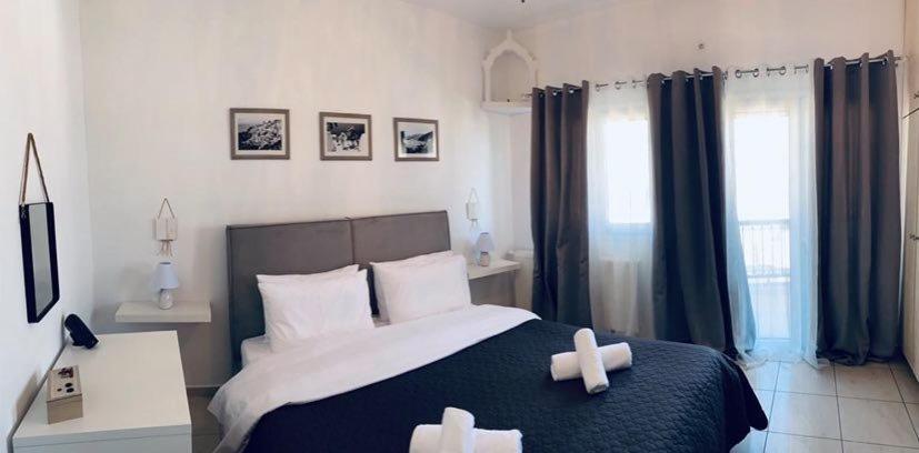Yiannis Suite Santorini Fíra Kültér fotó