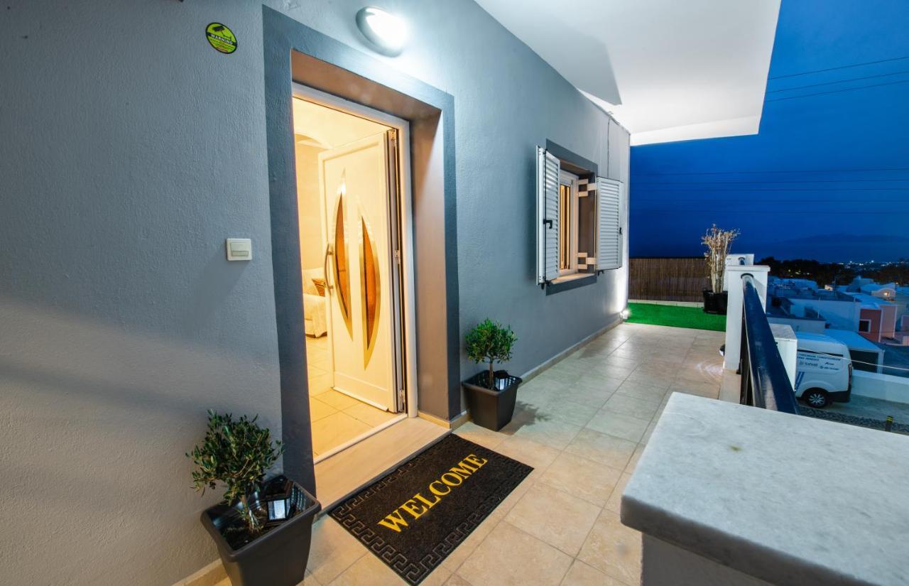 Yiannis Suite Santorini Fíra Kültér fotó